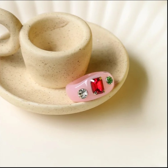 Ring 🌈 - Picture 3 of 5